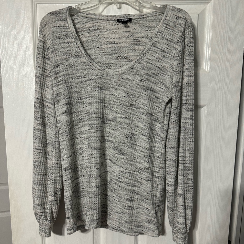 Express Scoop Neckline Waffle Knit Pullover stop